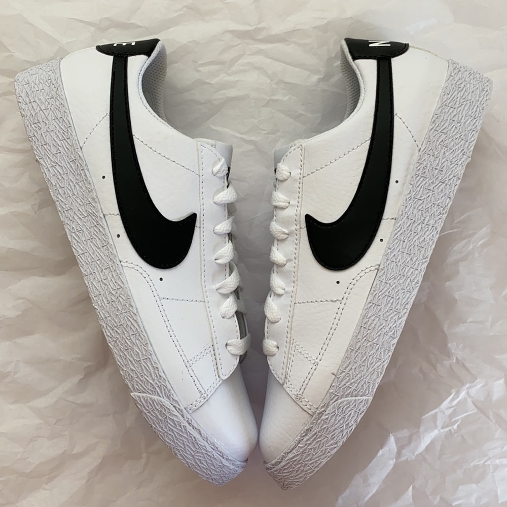 New Nike blazer low black swoosh sneakers shoes - Picture 2 of 8